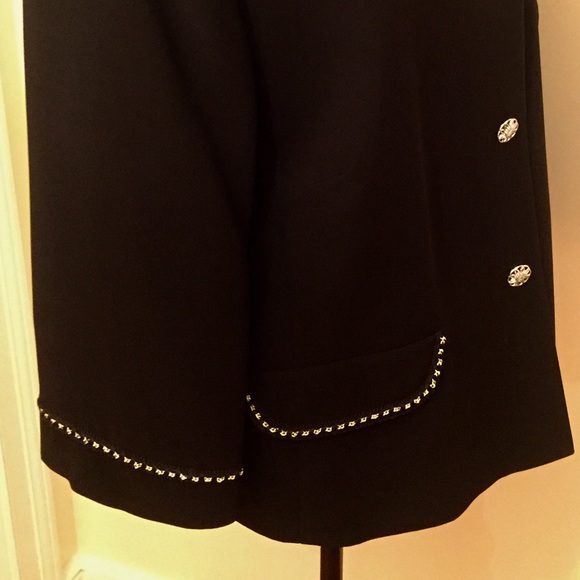 NWOT vintage Tahari black skirt suit - Picture 11 of 16